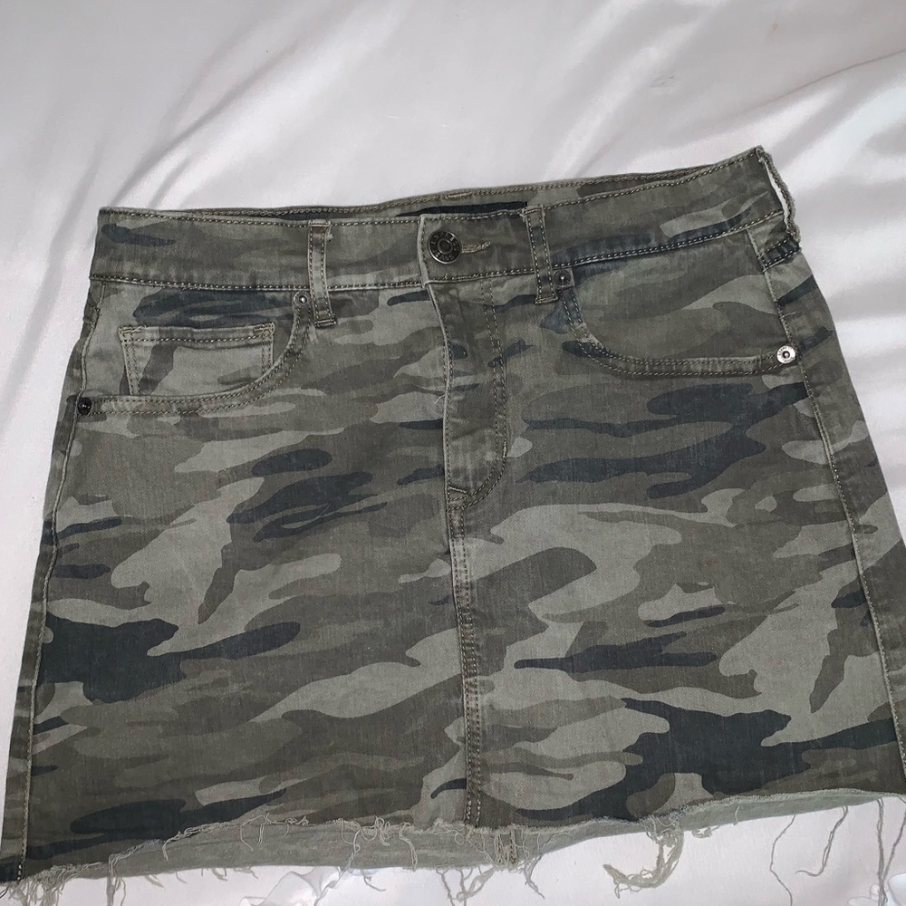 Camo skirt